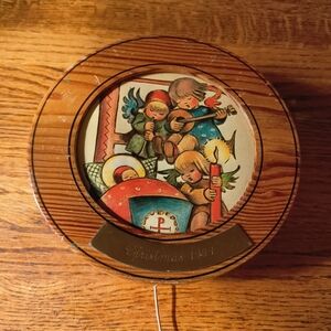 Vintage Reuge Music Box 1976 Christmas Wall Hanging Hummel Ave Maria Gounod